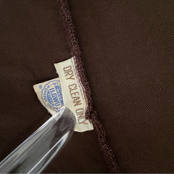 F.A. Chatta Ltd. | Vintage Brown Velvet Blazer - Picture 5 of 6